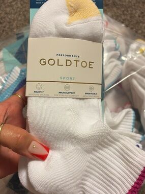 Gold Toe White Athletic Socks Yellow Toe Accents
